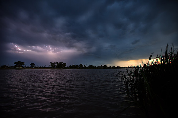 Narrabri West Lake Light Show 1